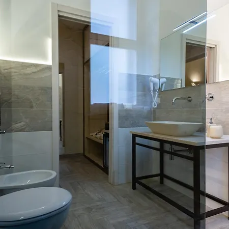 Domus Salento & Con Parcheggio Privato In Loco Bed & Breakfast Lecce