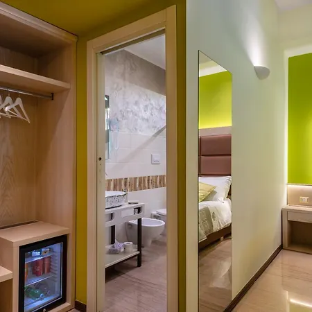 Bed & Breakfast Domus Salento & Con Parcheggio Privato In Loco 4*