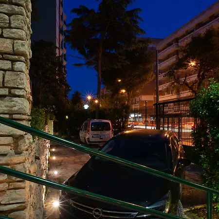 Domus Salento & Con Parcheggio Privato In Loco Bed & Breakfast 4*