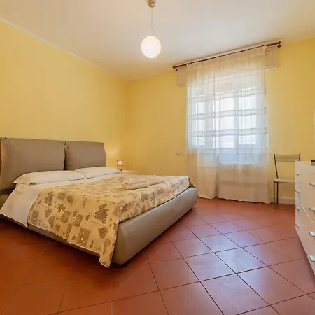 Bed & Breakfast Domus Salento & Con Parcheggio Privato In Loco