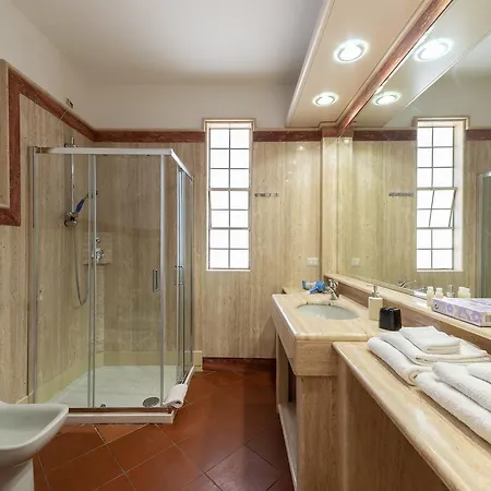 Domus Salento & Con Parcheggio Privato In Loco 4* Lecce