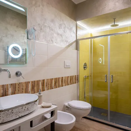 Domus Salento & Con Parcheggio Privato In Loco Panzió Lecce