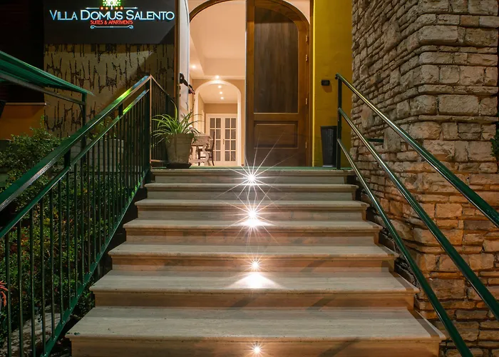 Domus Salento & Con Parcheggio Privato In Loco