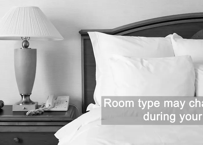 Domus Salento & Con Parcheggio Privato In Loco 4* Lecce