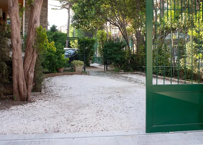 Domus Salento & Con Parcheggio Privato In Loco 4*