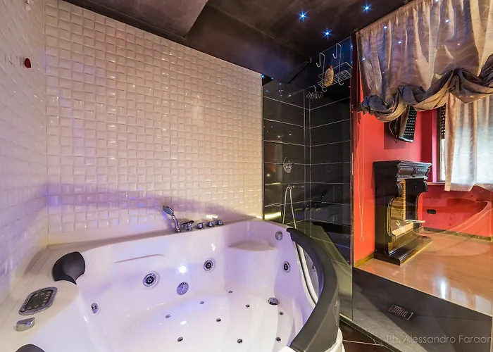 Nocleg ze śniadaniem Domus Salento & Con Parcheggio Privato In Loco 4*